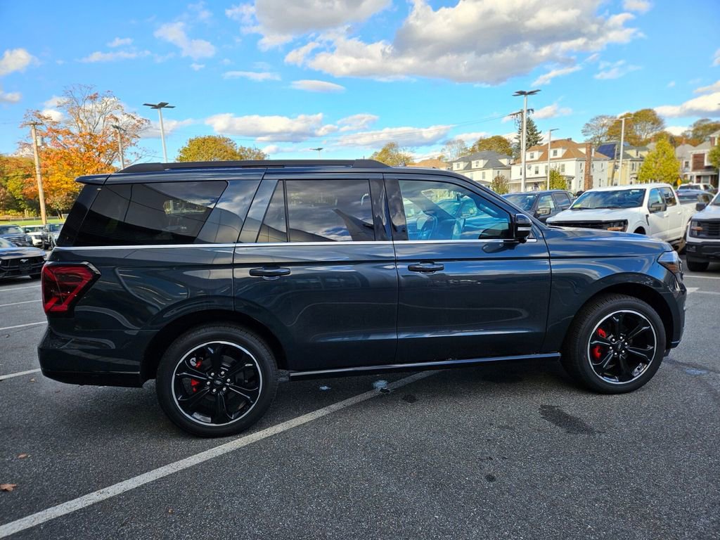 New 2024 Ford Expedition Limited image 6
