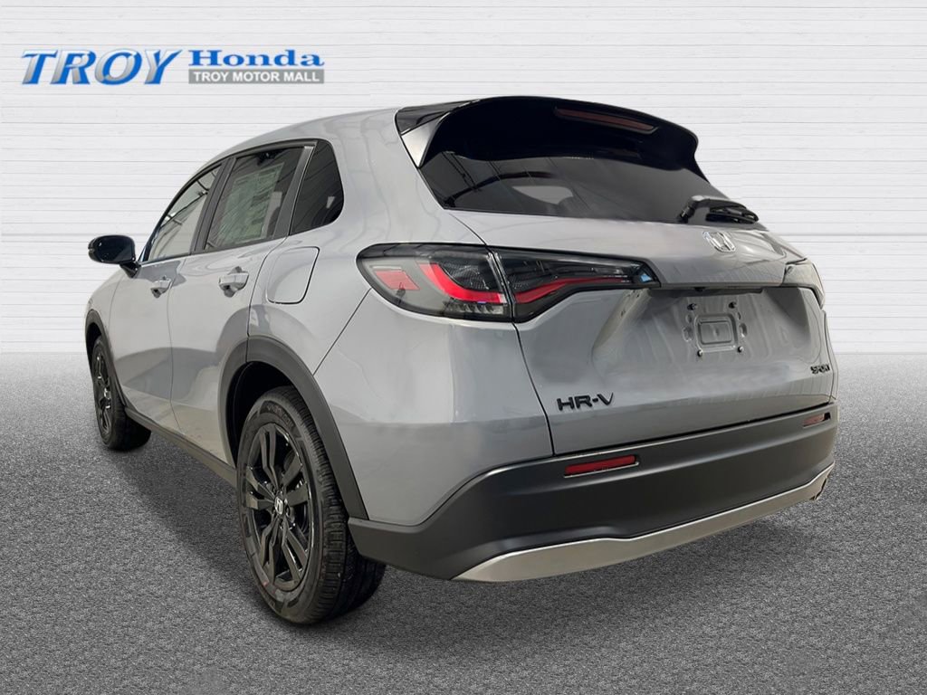 New 2026 Honda HR-V Sport image 3