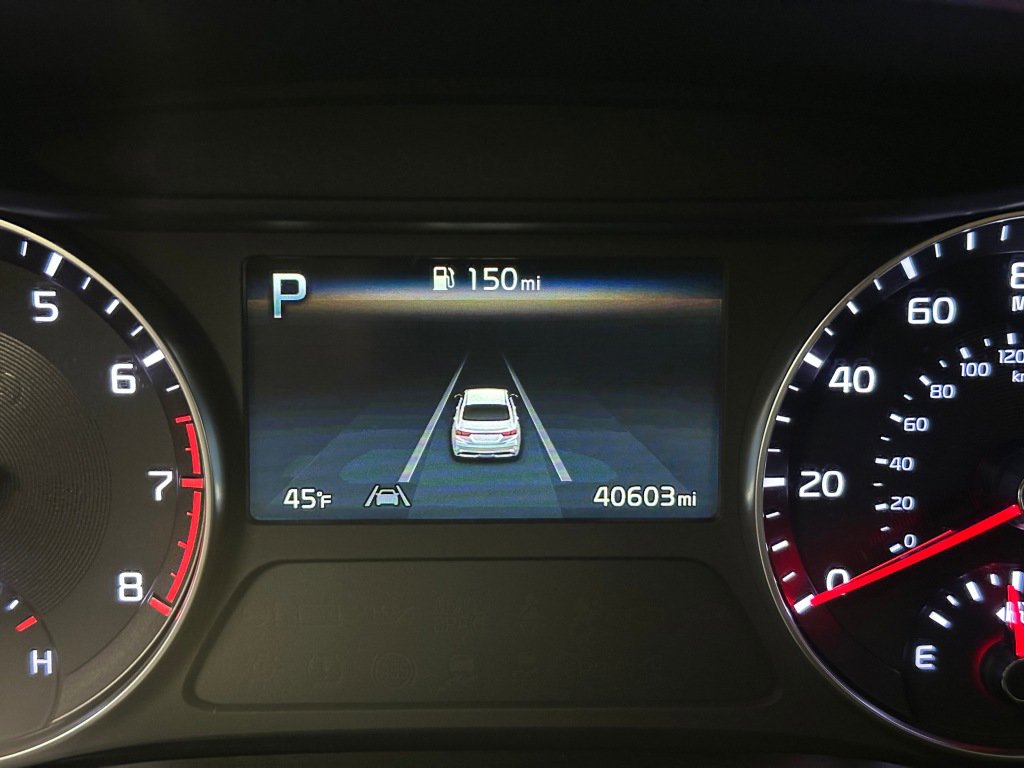 Used 2023 Kia Forte GT image 3