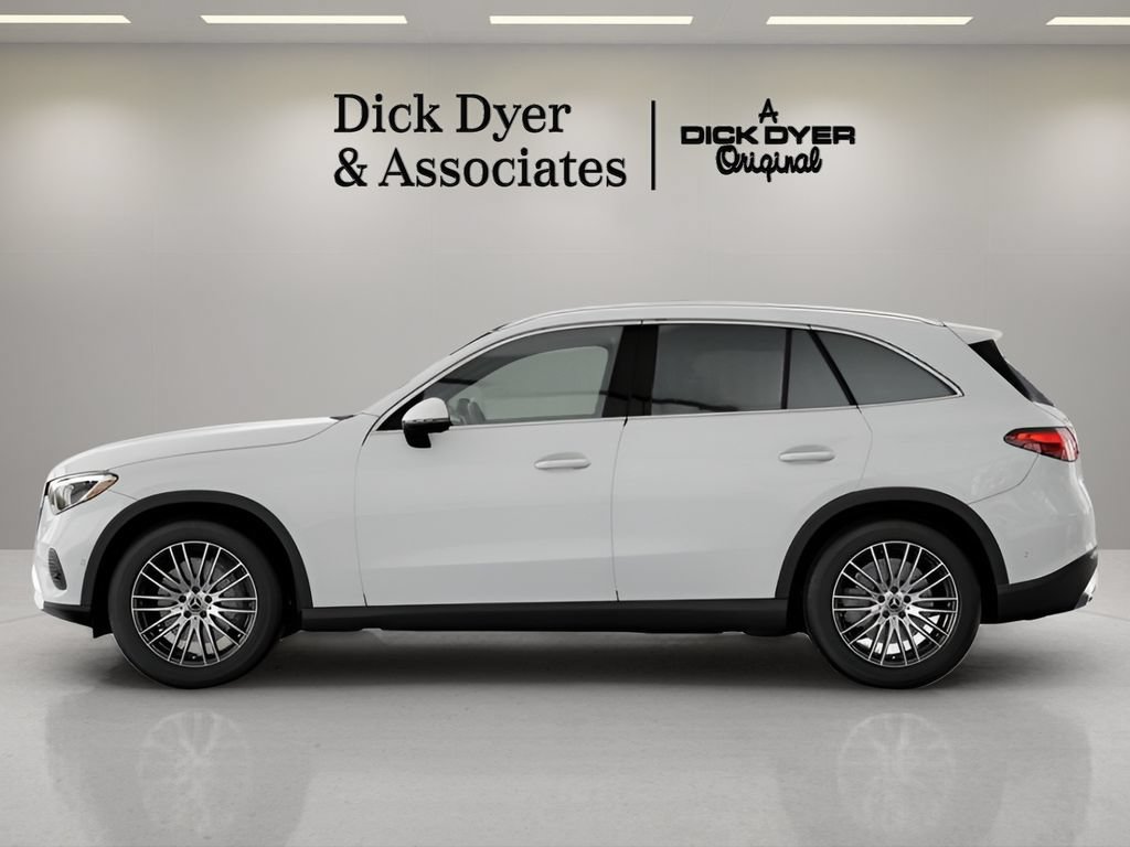 Used 2026 Mercedes-Benz GLC 300 image 30
