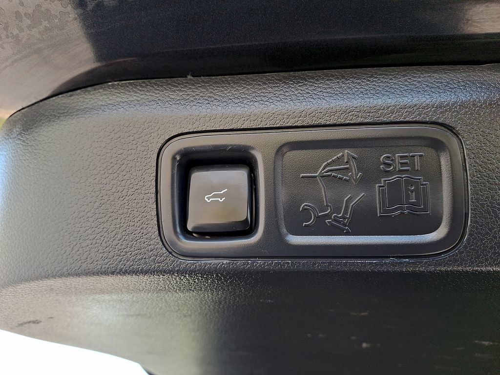 Used 2023 Ford Expedition Timberline image 32