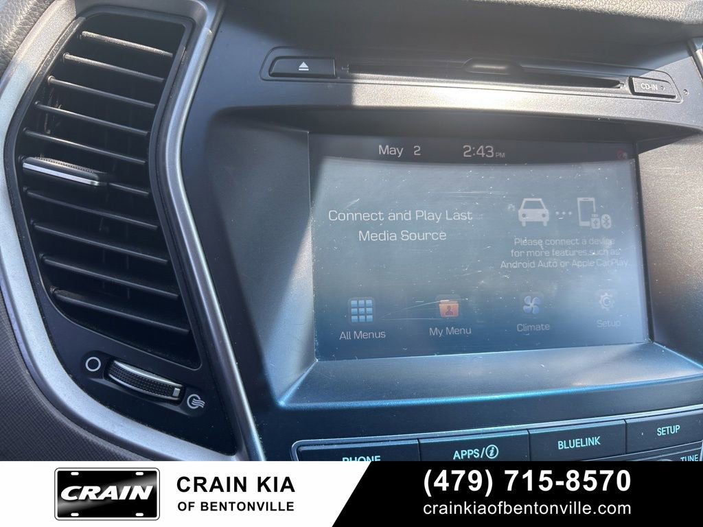 Used 2018 Hyundai Santa Fe SE w/ Cargo Package FWD image 19