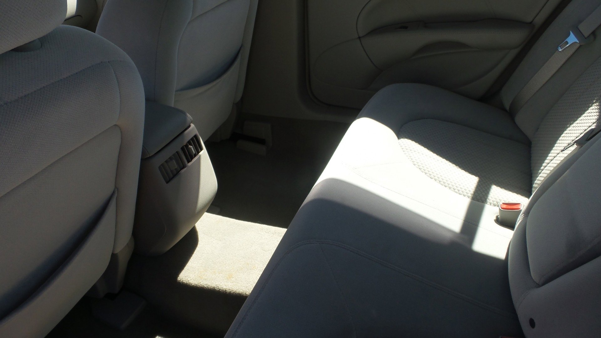 Used 2008 Buick Lucerne CX w/ Driver Confidence Package image 28