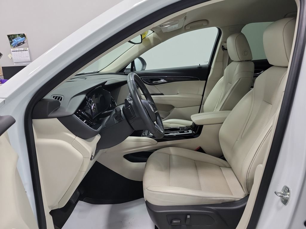 Used 2022 Buick Envision Essence w/ Safety Package FWD video 2