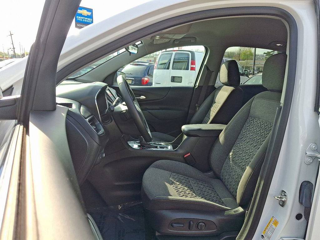 Used 2023 Chevrolet Equinox LT AWD/4WD image 14