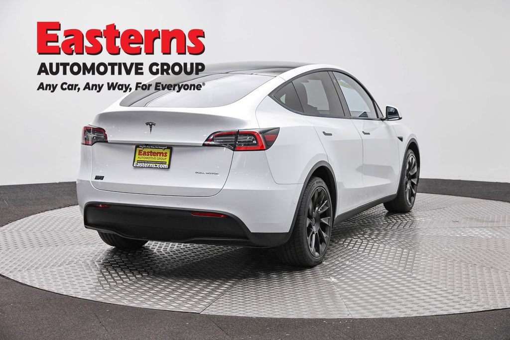 Used 2021 Tesla Model Y Long Range AWD/4WD image 5