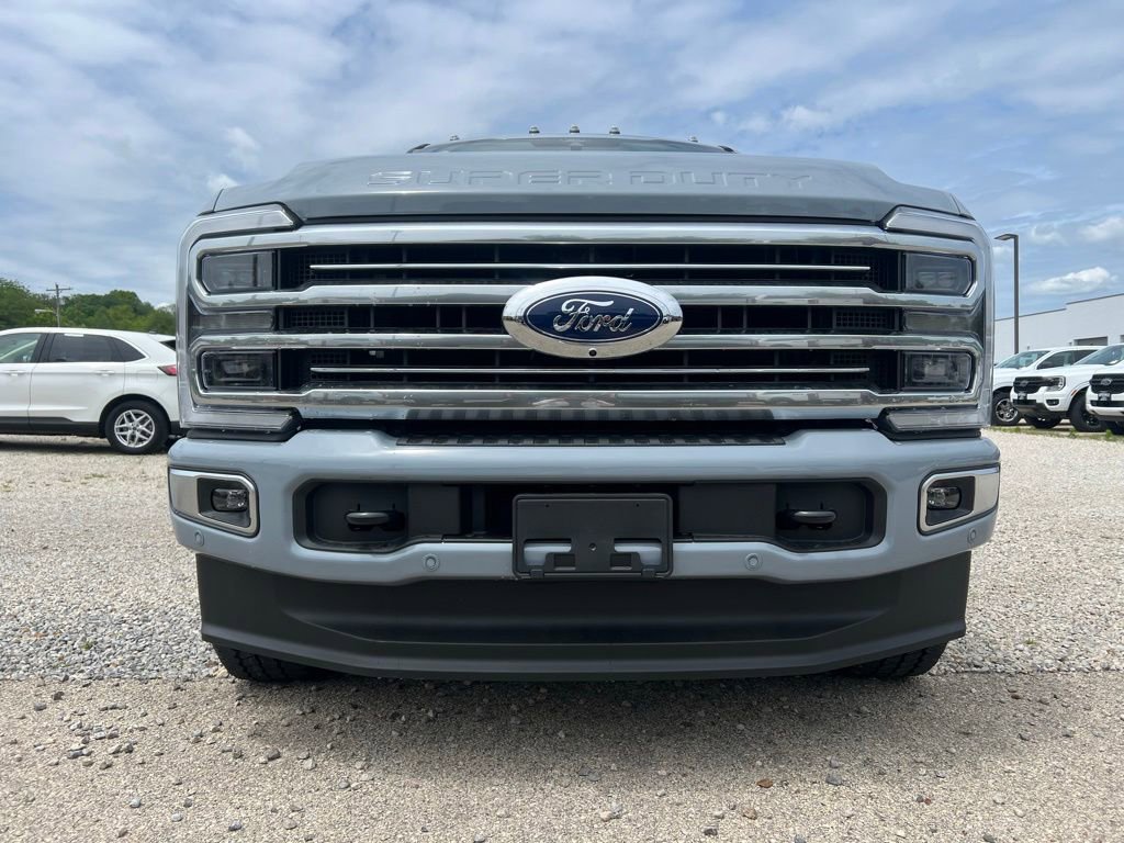 New 2026 Ford F350 Platinum w/ Platinum Plus Package AWD/4WD image 3