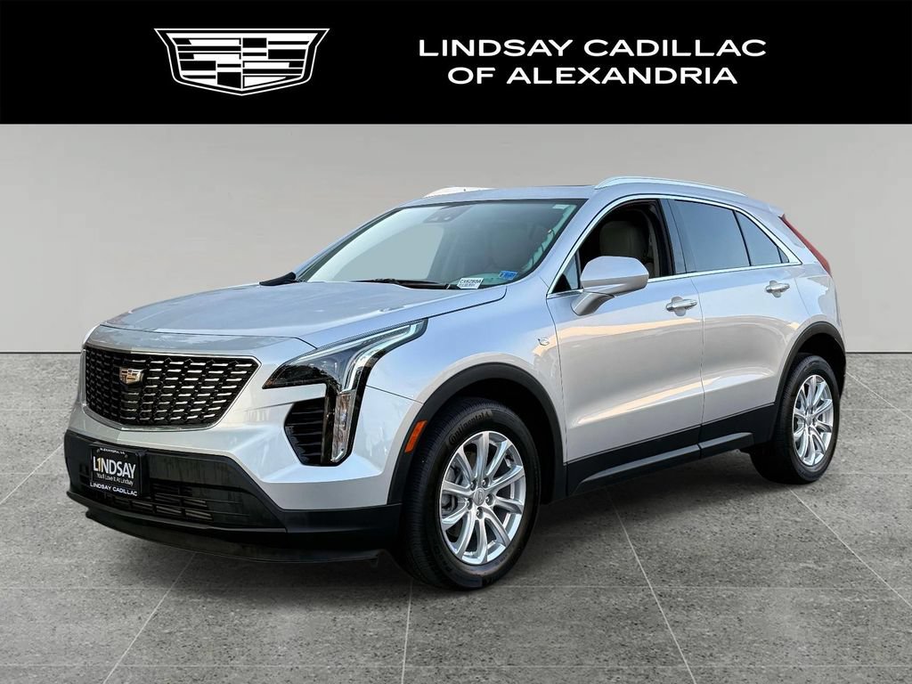 Used 2021 Cadillac XT4 Luxury w/ Cold Weather Package AWD/4WD image 1