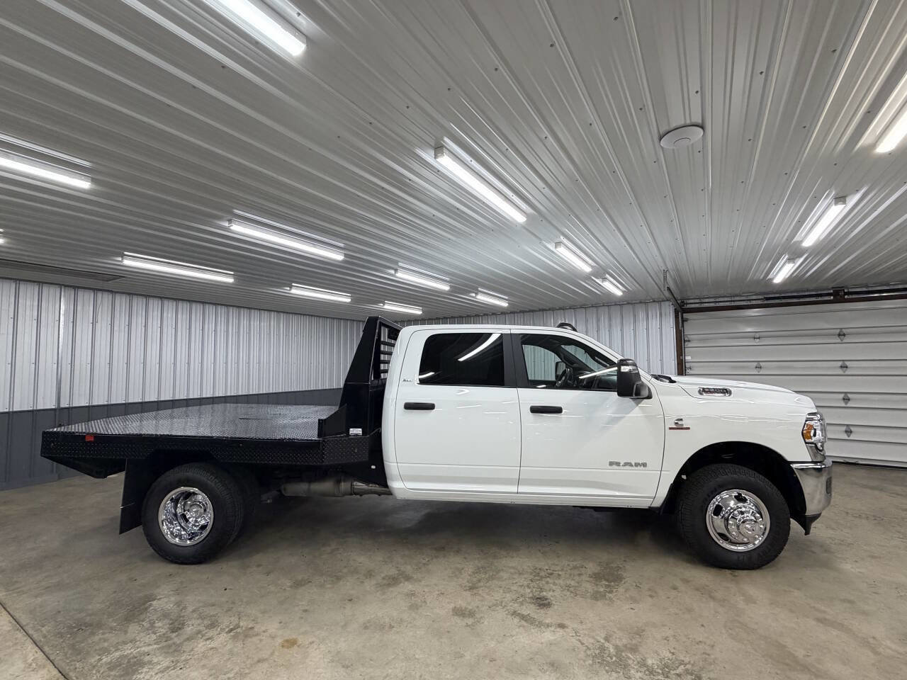 Used 2024 RAM 3500 SLT w/ Quick Order Package 2YG SLT image 6