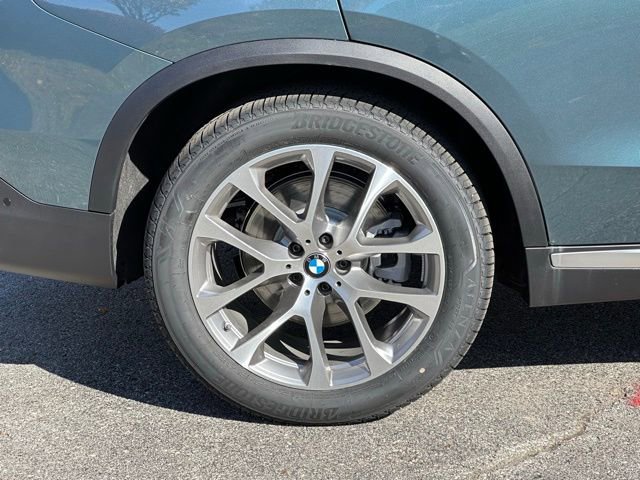 Used 2026 BMW X5 xDrive40i w/ Premium Package image 12