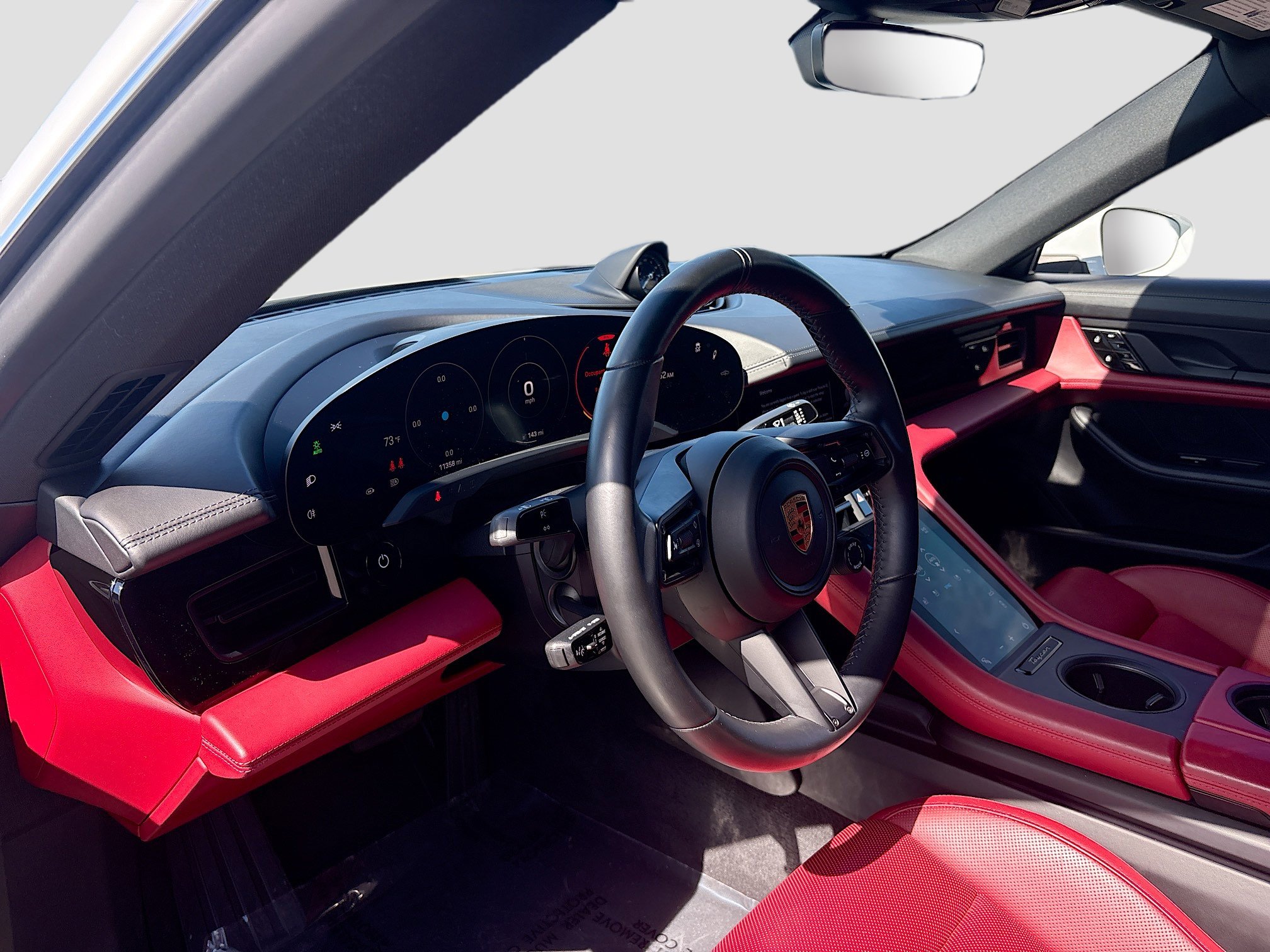 Used 2021 Porsche Taycan 4S image 27