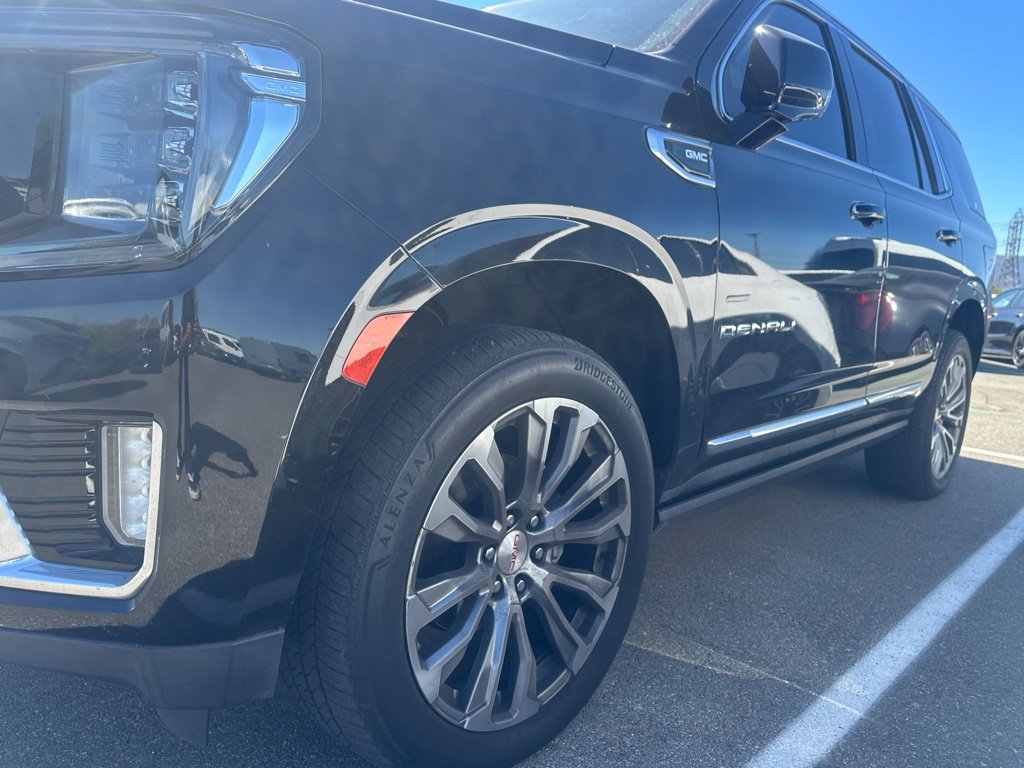 Used 2021 GMC Yukon Denali w/ Denali Premium Package AWD/4WD image 8