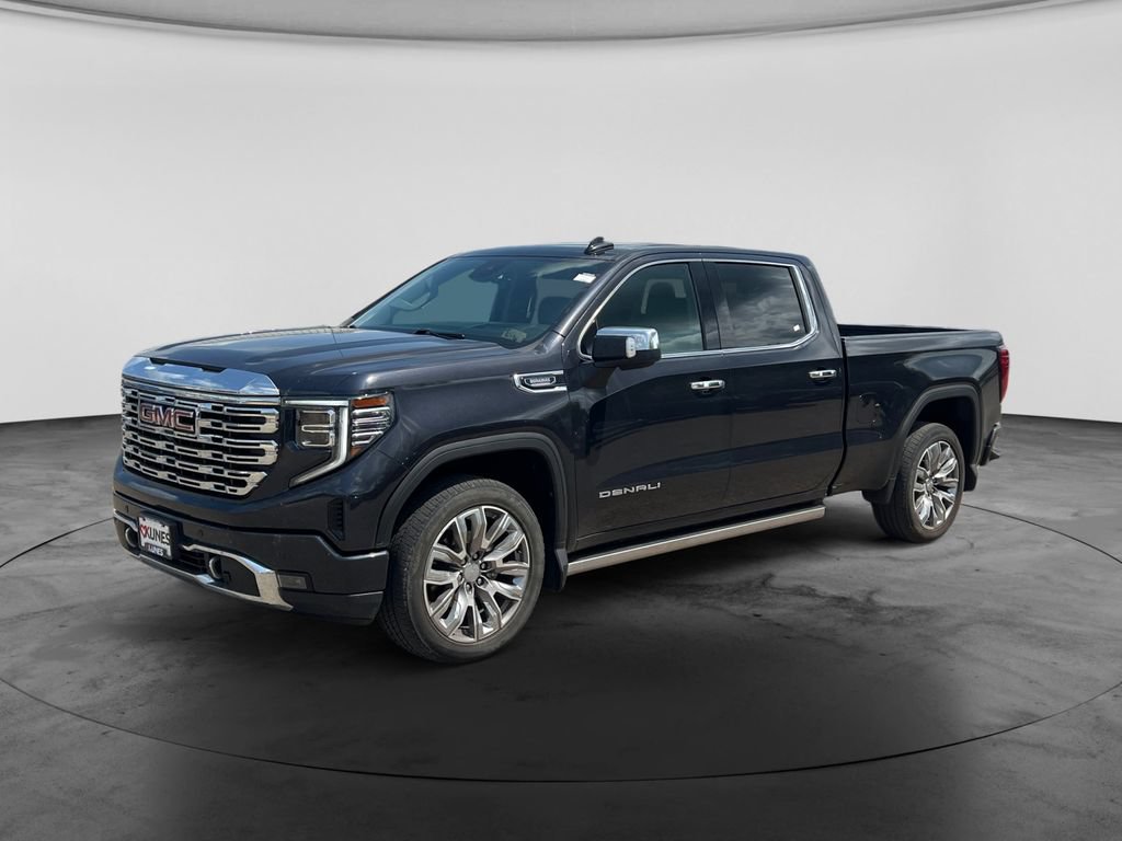 Used 2023 GMC Sierra 1500 Denali w/ Denali Reserve Package AWD/4WD image 5