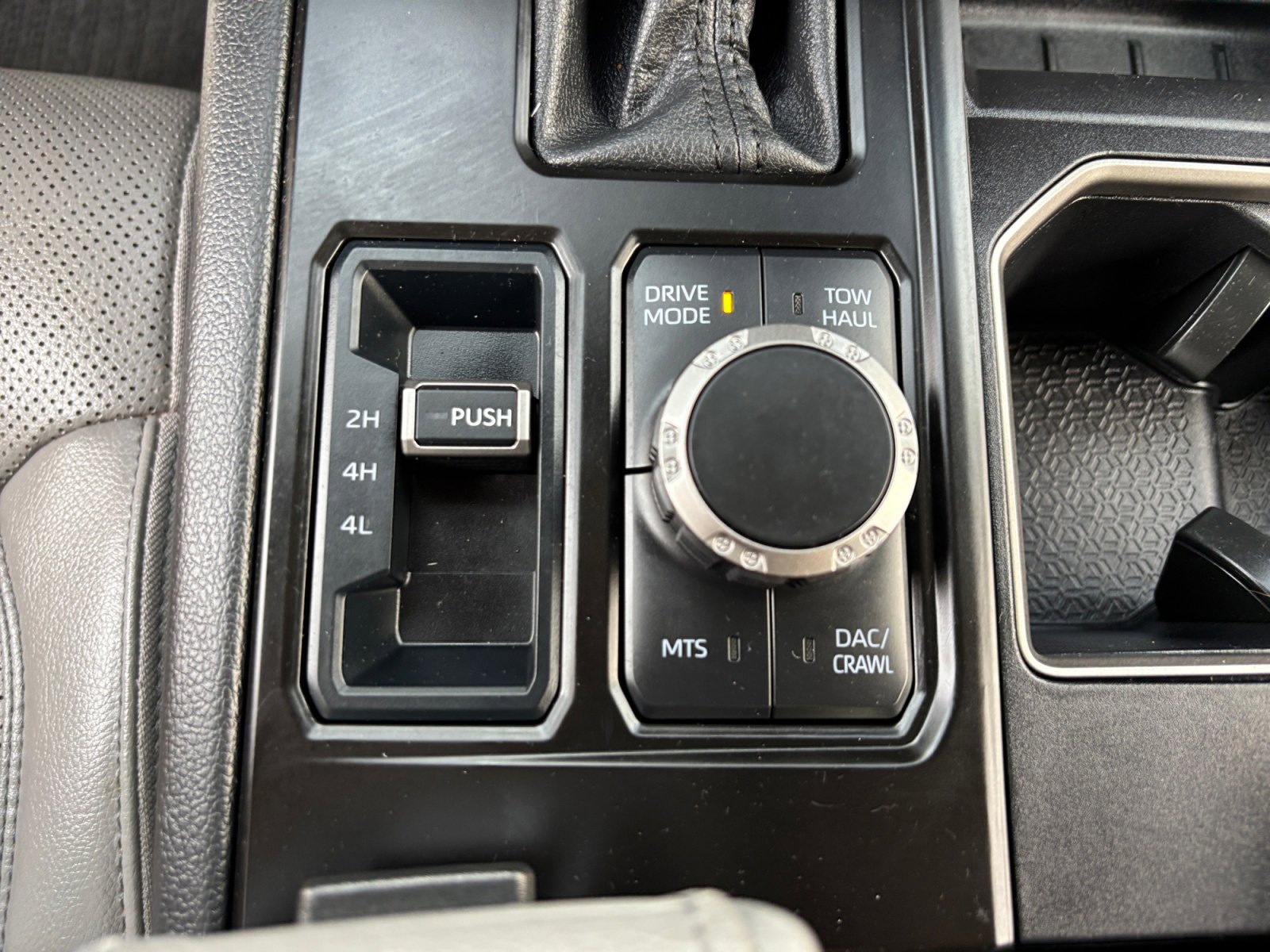 Used 2025 Toyota Tundra Limited w/ TRD Off-Road Package image 30