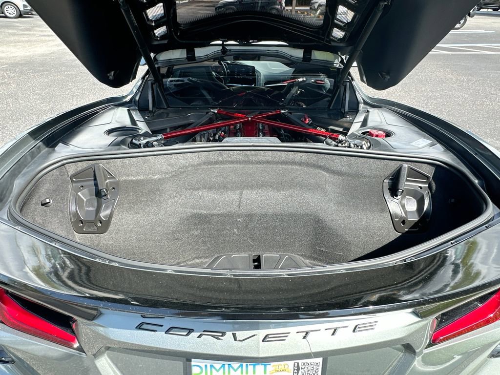 Used 2022 Chevrolet Corvette 2LT Coupe w/ Z51 Performance Package image 24