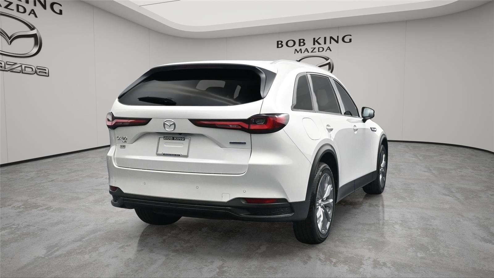 New 2026 MAZDA CX-90 Plug-In Hybrid w/ Preferred image 10