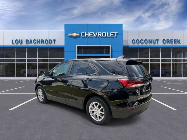 Used 2022 Chevrolet Equinox LS w/ LS Convenience Package FWD image 6