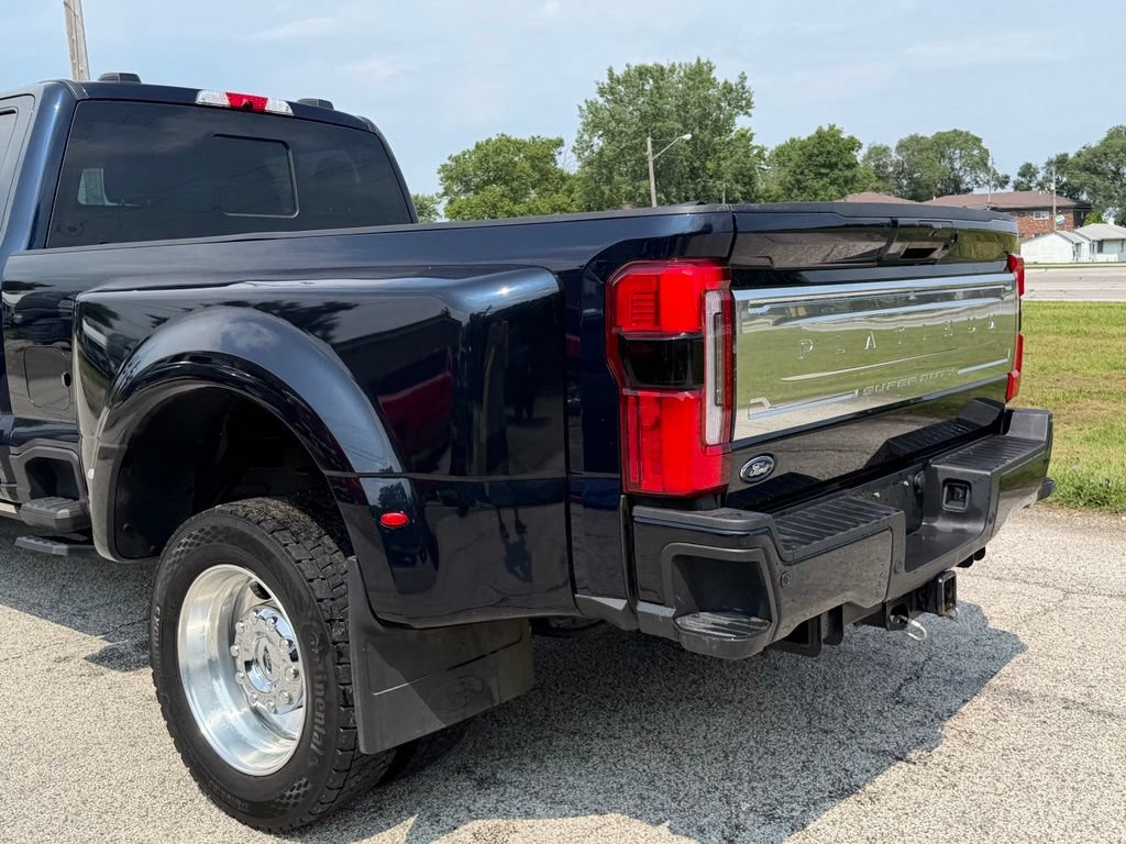 Used 2025 Ford F450 Platinum w/ Platinum Plus Package AWD/4WD image 16