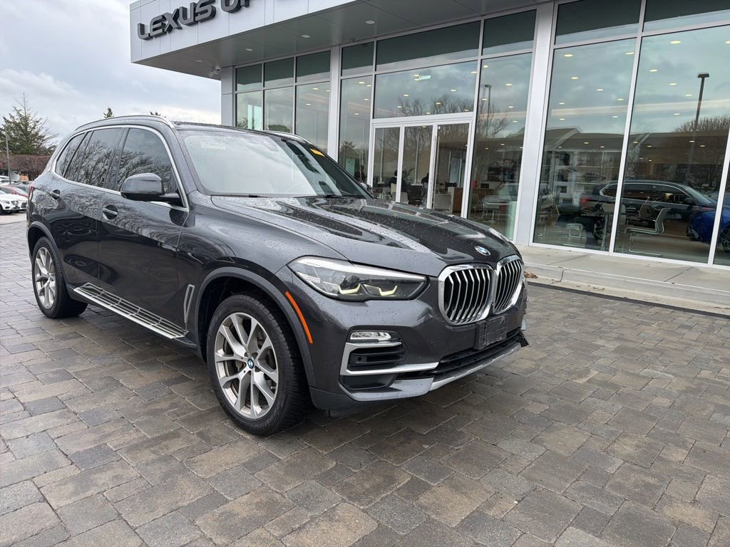 Used 2020 BMW X5 xDrive40i w/ Premium Package image 2