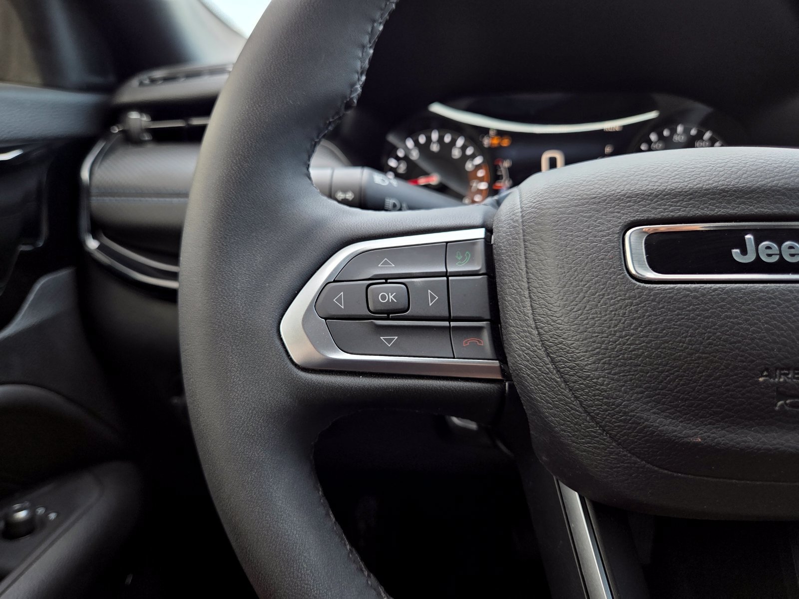 New 2026 Jeep Compass Latitude AWD/4WD image 42