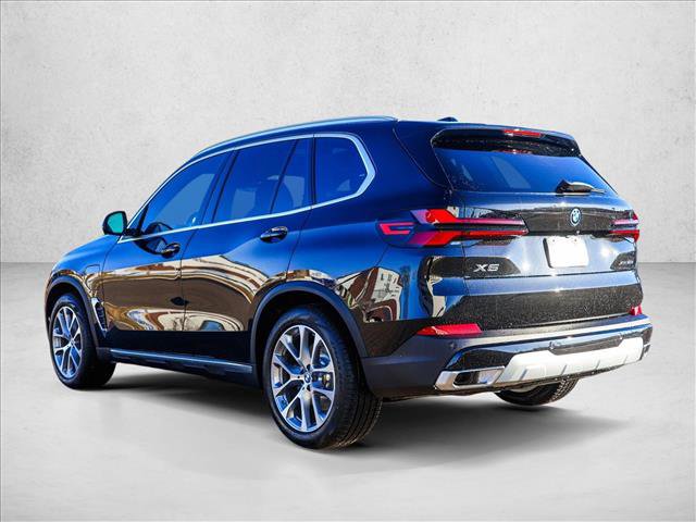 New 2026 BMW X5 xDrive50e image 7