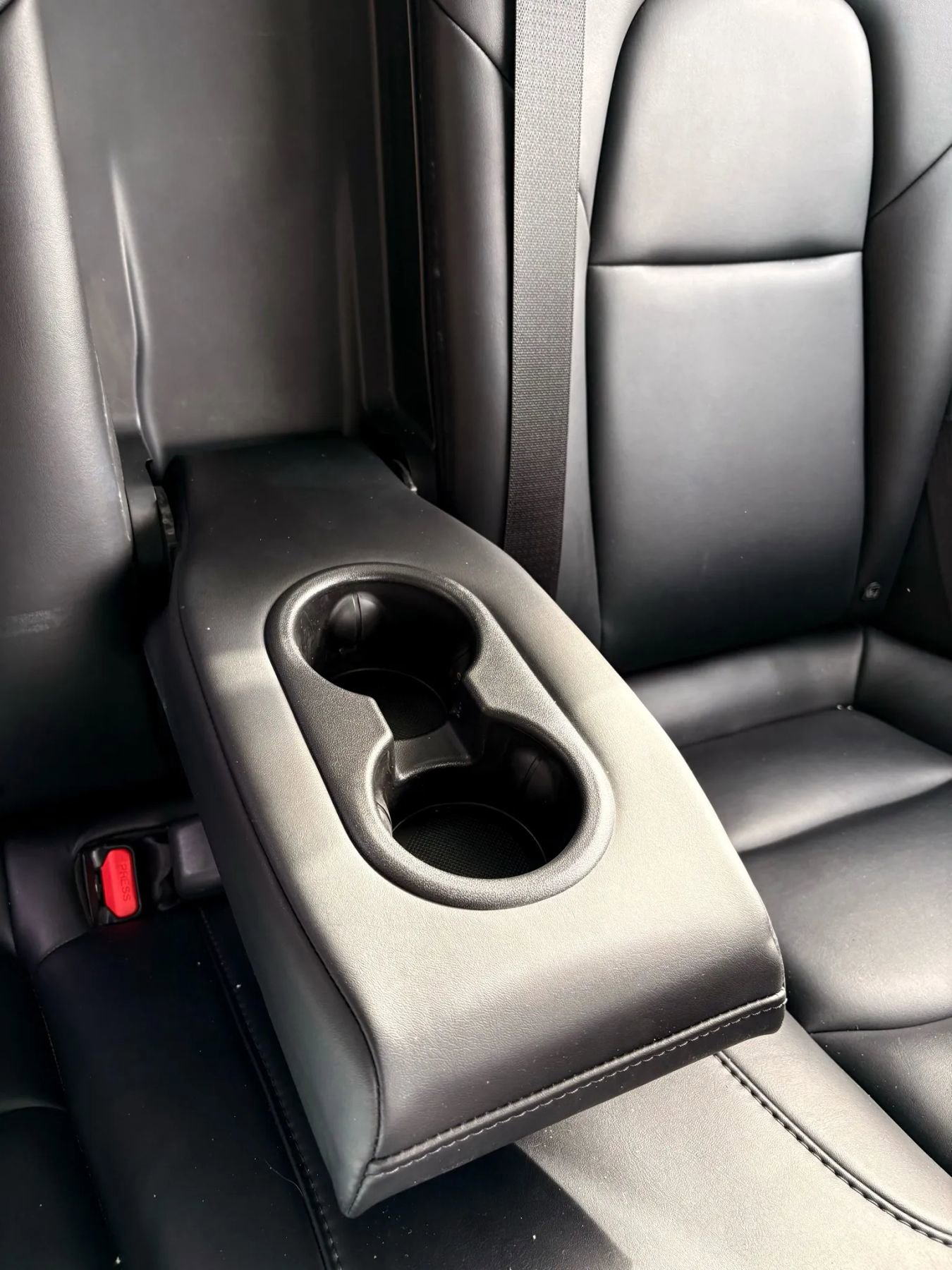 Used 2020 Tesla Model 3 Standard Range Plus RWD image 29