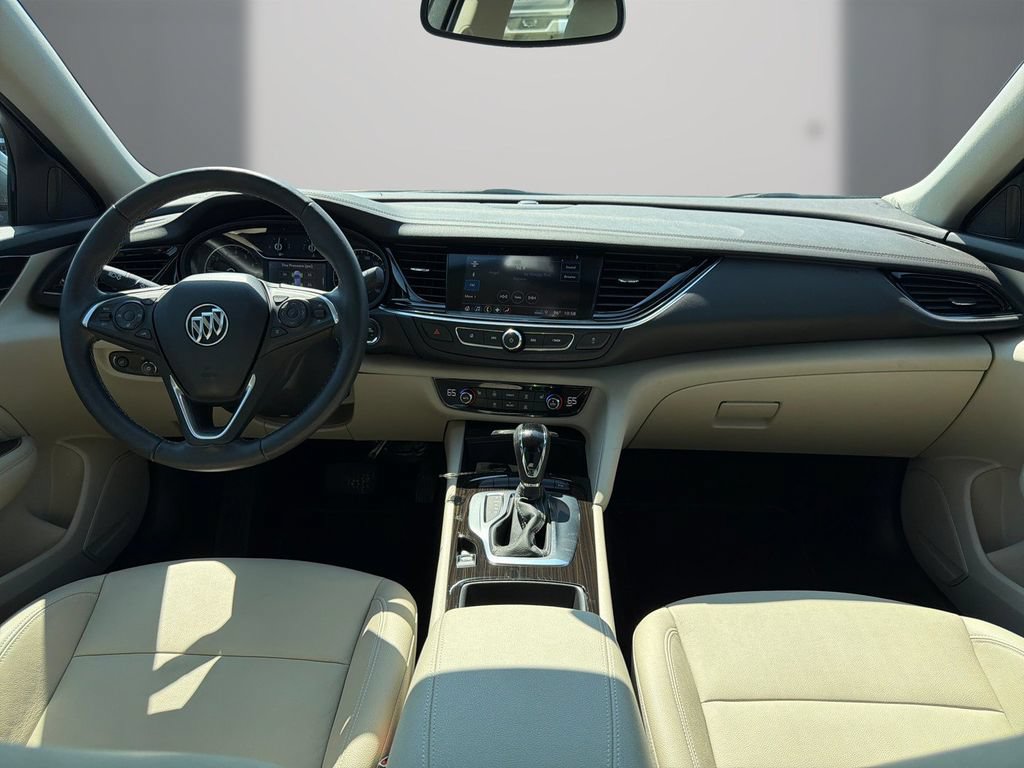 Used 2020 Buick Regal Essence FWD image 16