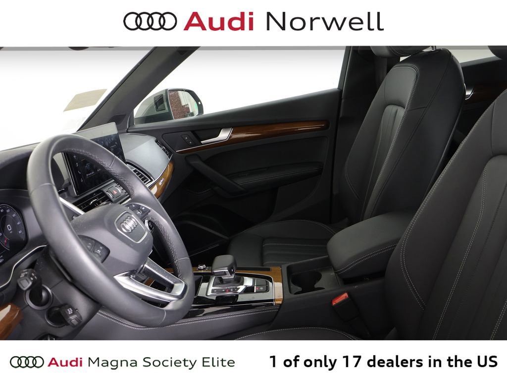 Used 2023 Audi Q5 2.0T Premium Plus w/ Premium Plus Package AWD/4WD image 17