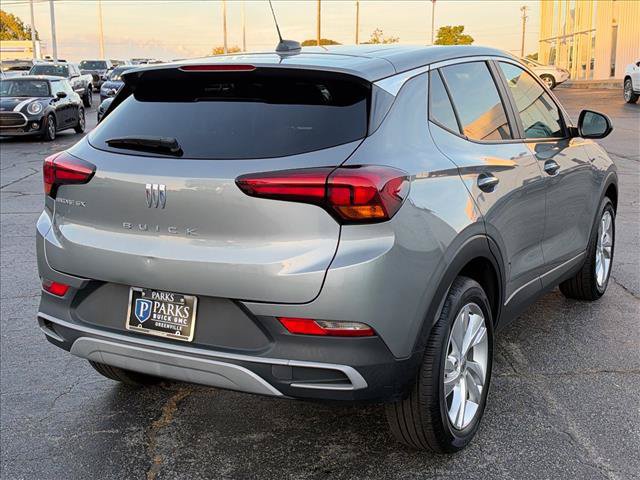 Certified 2024 Buick Encore GX Preferred w/ Comfort Package FWD image 13