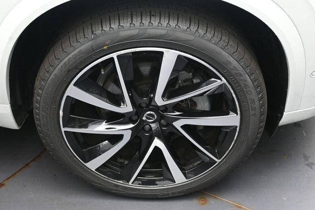 Used 2025 Volvo XC90 B5 Plus w/ Protection Package Premier AWD/4WD image 10