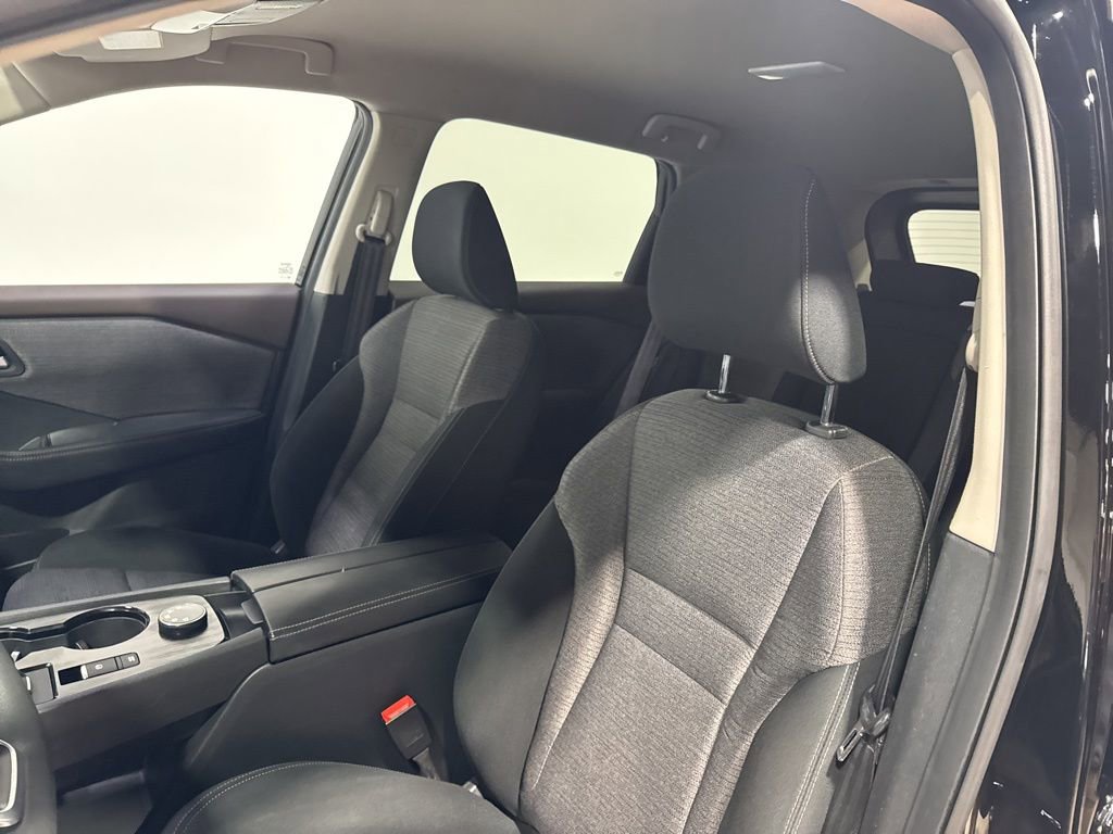 Used 2021 Nissan Rogue SV AWD/4WD image 30