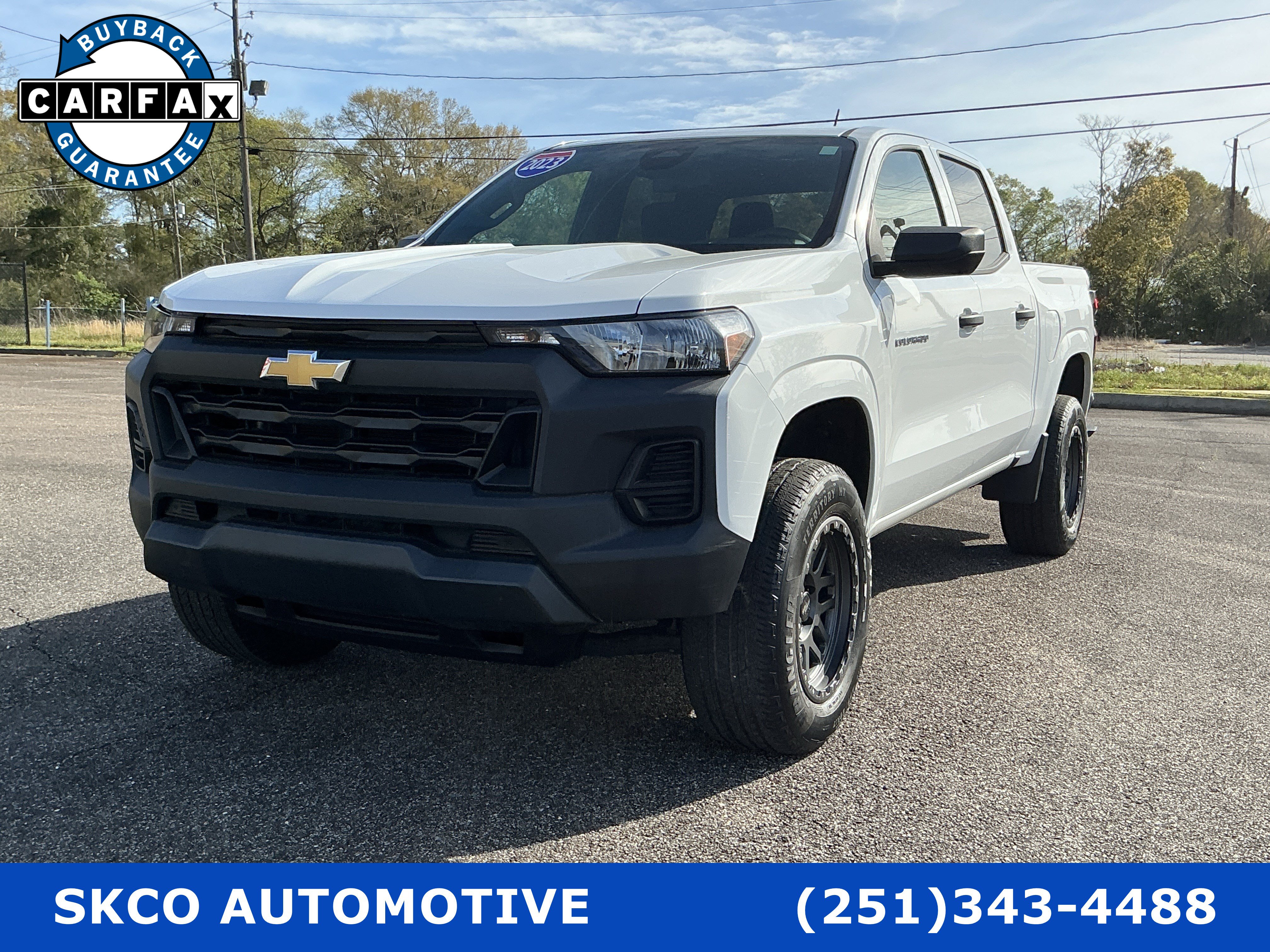 Used 2023 Chevrolet Colorado W/T RWD image 1