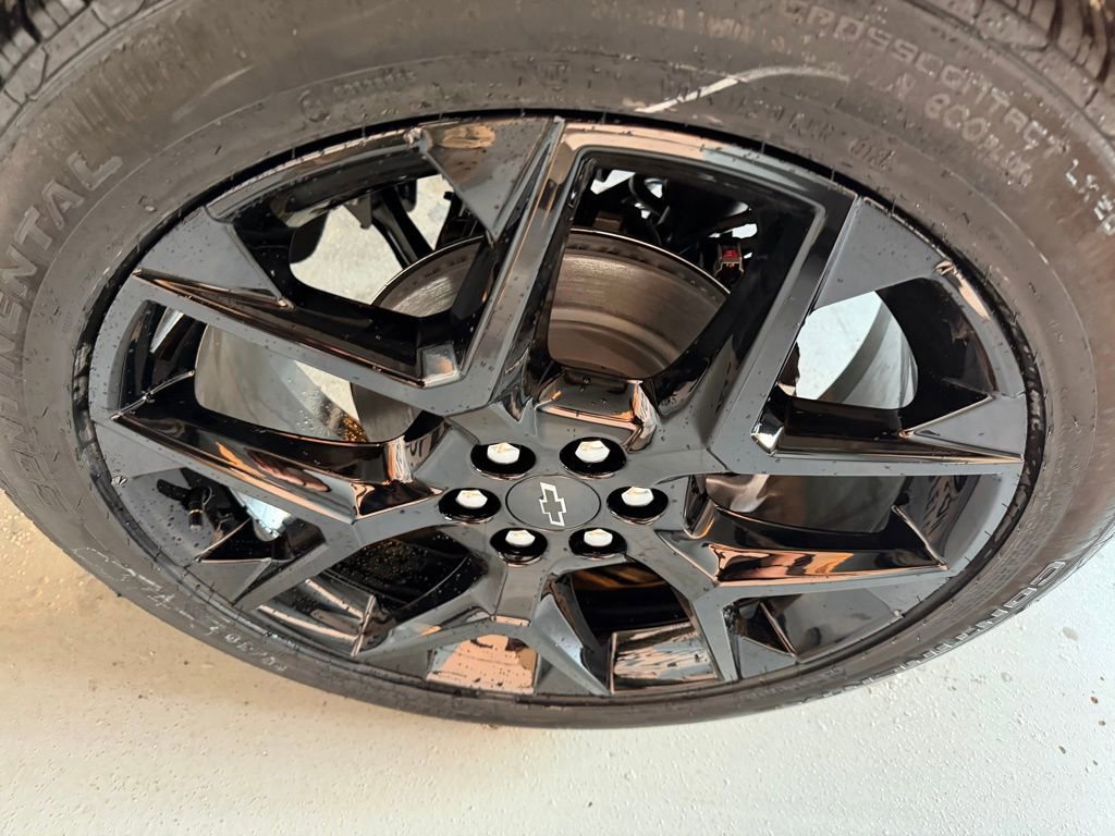 New 2026 Chevrolet Traverse RS w/ LPO, Floor Liner Package image 8