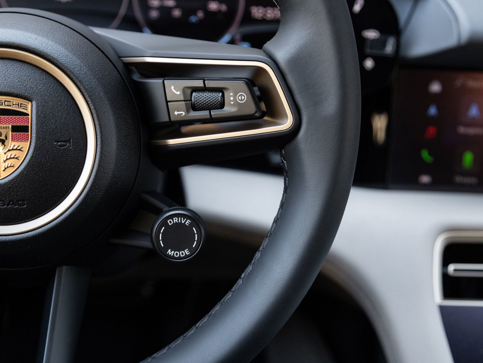 New 2026 Porsche Taycan 4S image 16