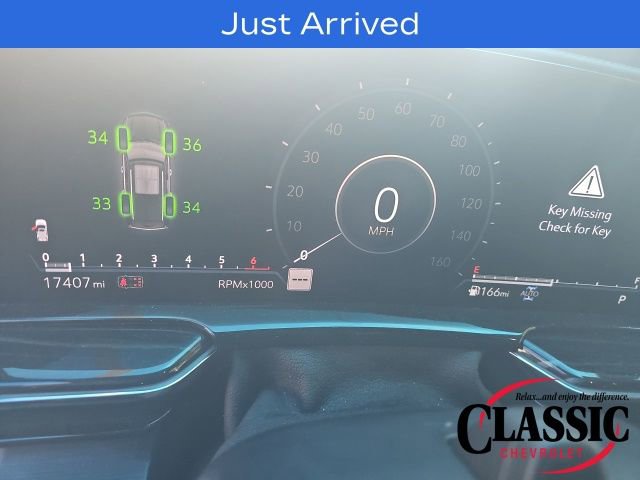 Used 2024 Cadillac Escalade Sport w/ LPO, ONYX Package image 25