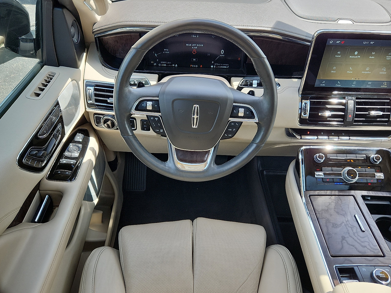 Used 2021 Lincoln Navigator L Reserve w/ Luxury Package AWD/4WD image 11