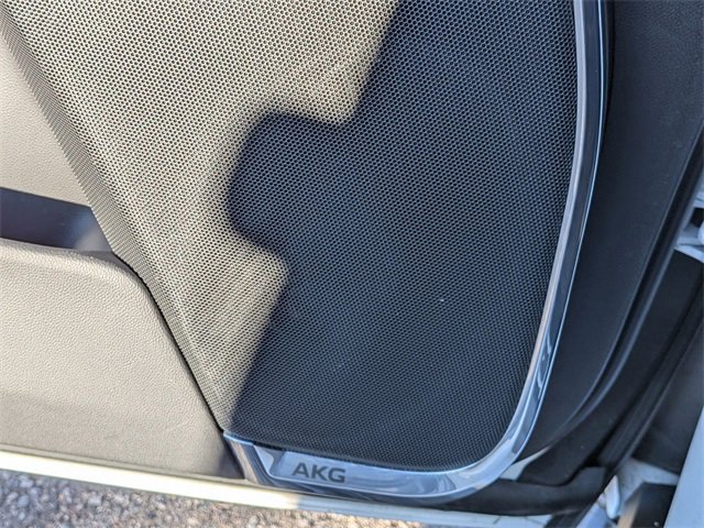 Certified 2023 Cadillac Escalade Sport Platinum w/ LPO, ONYX Package image 18