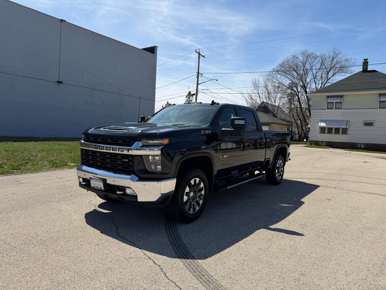 Used 2021 Chevrolet Silverado 2500 LT w/ Texas Edition AWD/4WD image 3