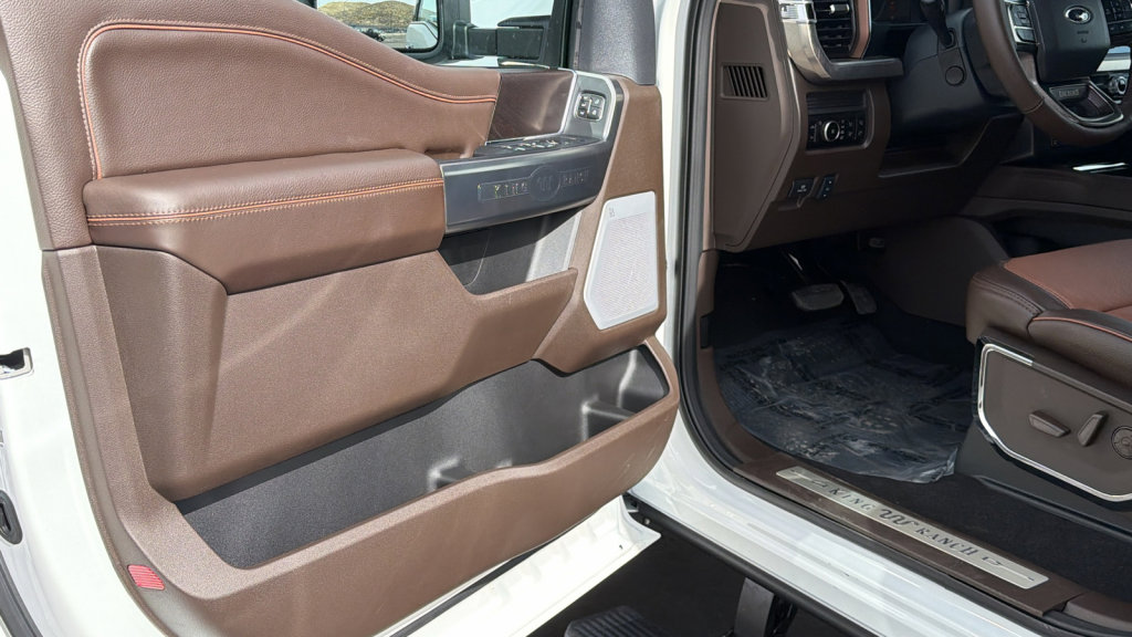 New 2026 Ford F250 4x4 Crew Cab Super Duty image 23