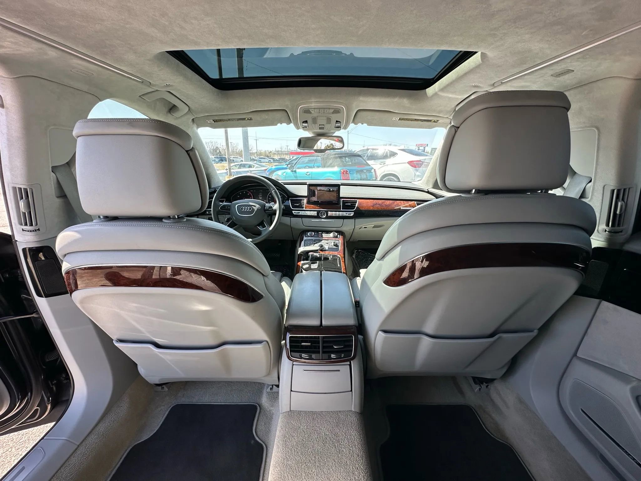 Used 2014 Audi A8 L 4.0T image 15