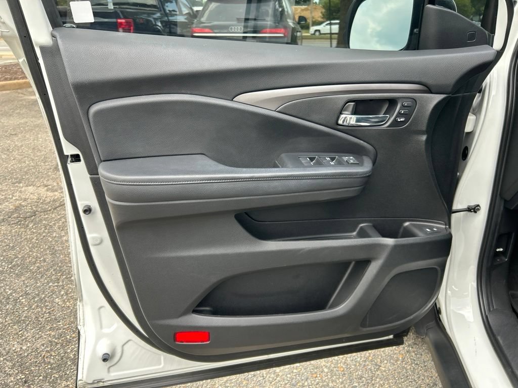 Used 2021 Honda Pilot Special Edition image 15