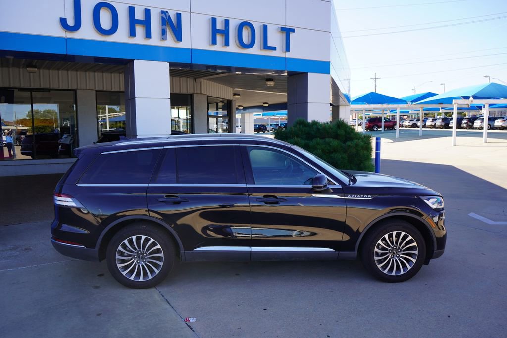 Used 2024 Lincoln Aviator Reserve image 8