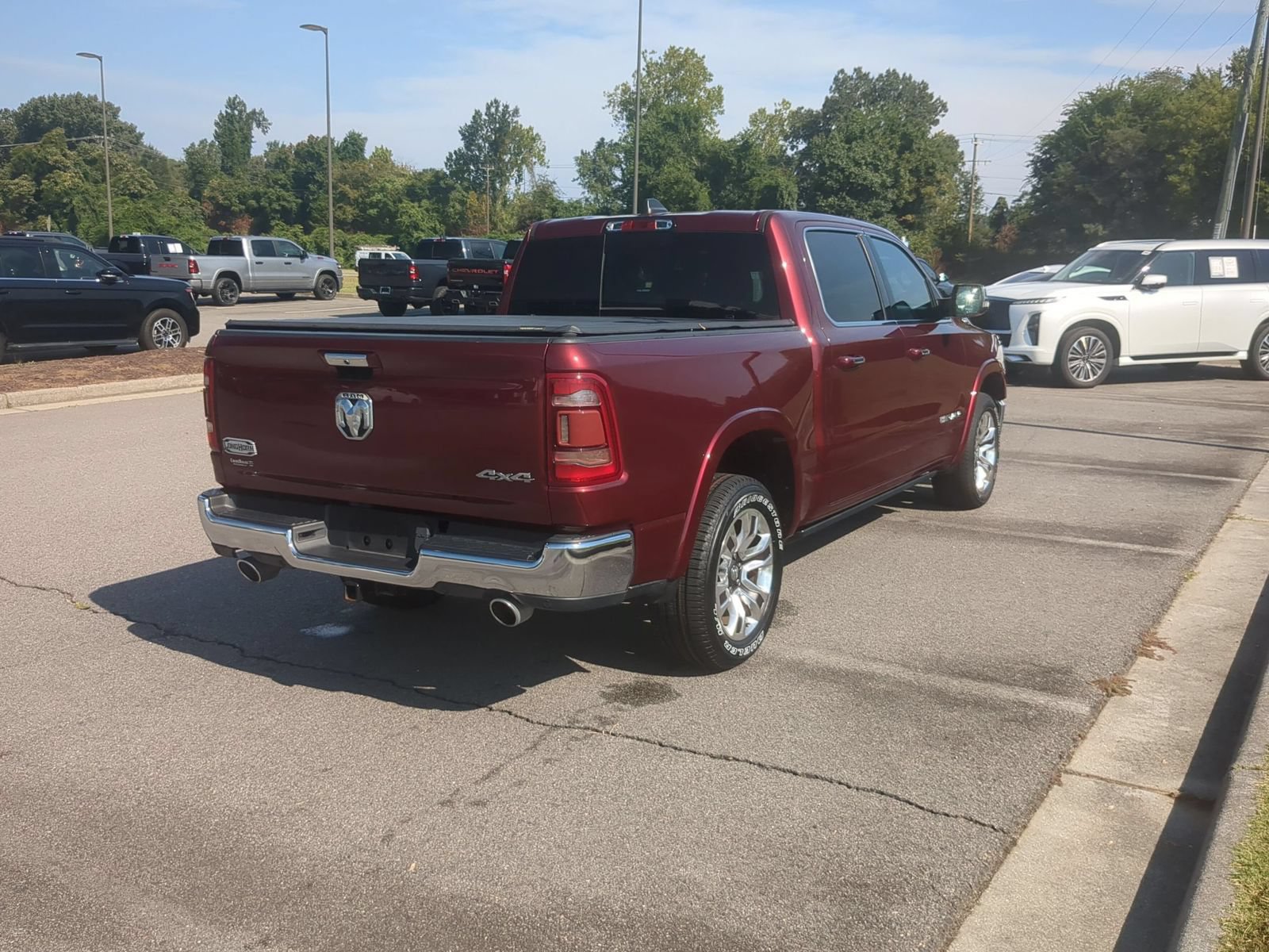 Used 2021 RAM 1500 Limited AWD/4WD image 3