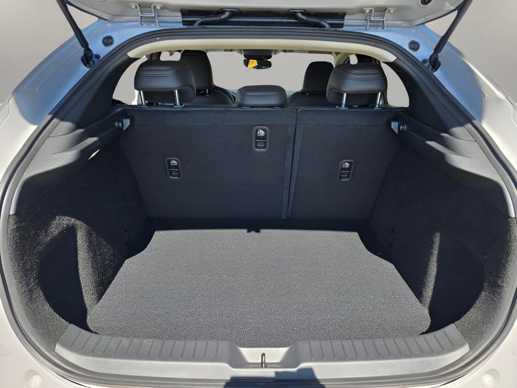 New 2026 MAZDA CX-30 AWD 2.5 S w/ Select Sport Pkg image 28