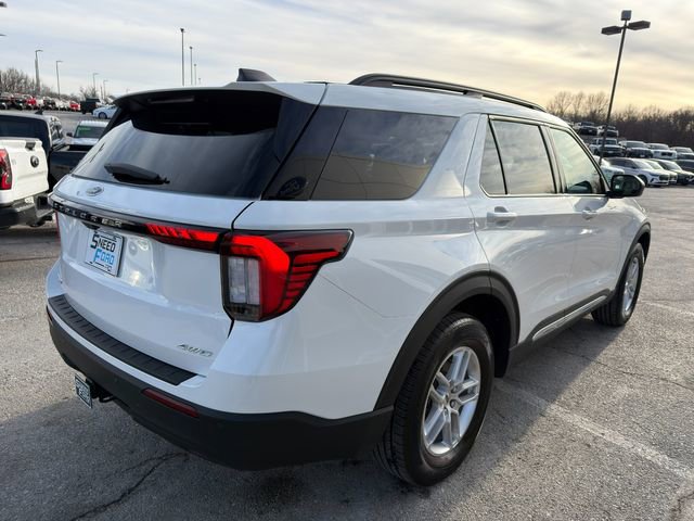 Used 2025 Ford Explorer Active image 7