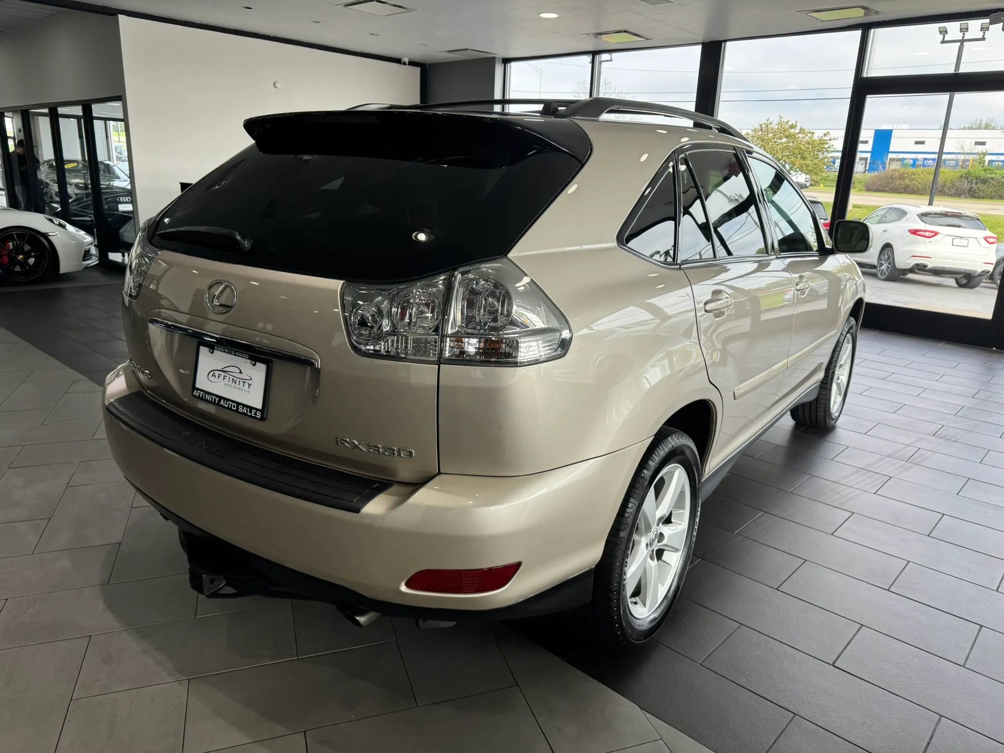 Used 2005 Lexus RX 330 AWD image 5