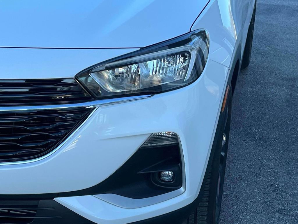 Certified 2023 Buick Encore GX Select w/ Safety Package II image 9