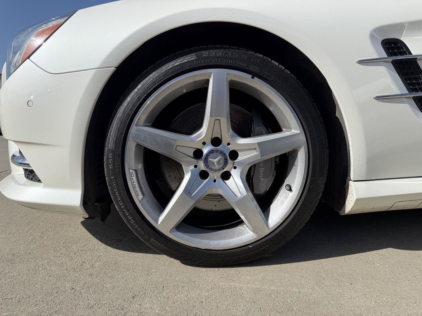 Used 2014 Mercedes-Benz SL 550 image 4