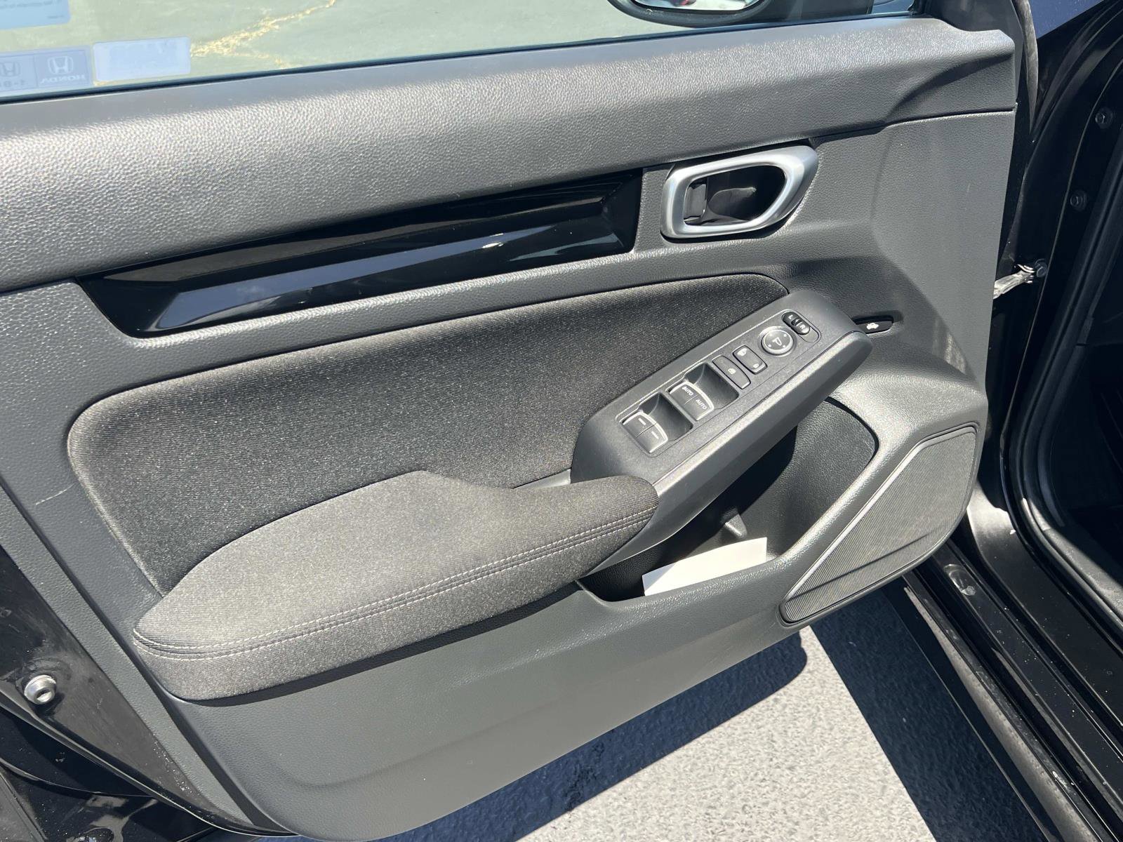 Certified 2024 Honda Civic EX image 6