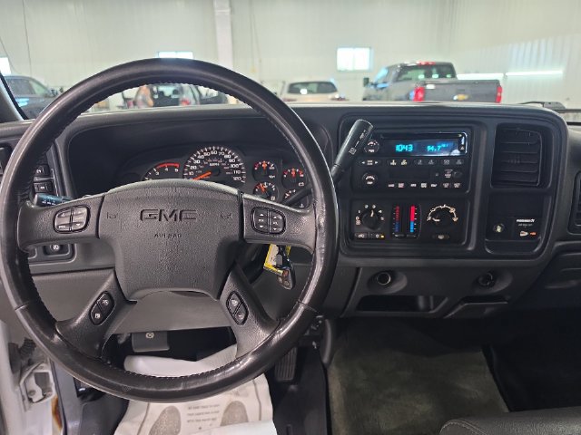 Used 2003 GMC Sierra 2500 SLE w/ Snow Plow Prep Package AWD/4WD image 10